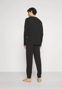 Haute Qualité Pier One Pyjama Pyjamas Haute Homme -Pier One b9b8fb88b64649ea840444d93817e424