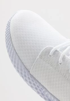 Pier One UNISEX – Baskets Basses Qualité Garantie 100% Baskets & Sneakers Rond Homme -Pier One ba2e7c225523435388d647643b485744