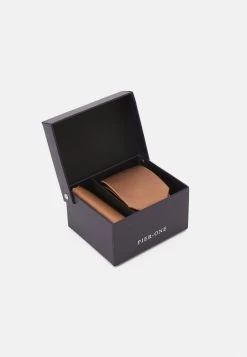 Pier One Soldes SET – Mouchoir De Poche Pochettes De Costume Couleur Unie Homme -Pier One babe3a8e1d9249caa1f087b31d93f505