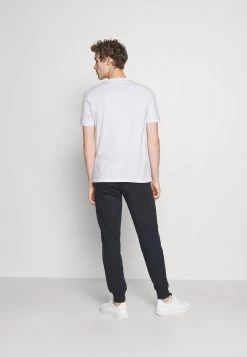 Prix Bradés Pier One T-shirt Imprimé T-shirts Col Rond Homme 11 Prix Bradés Pier One T-shirt Imprimé T-shirts Col Rond Homme -Pier One bb7ecbbcd62146b380fea1aff9bad1c3