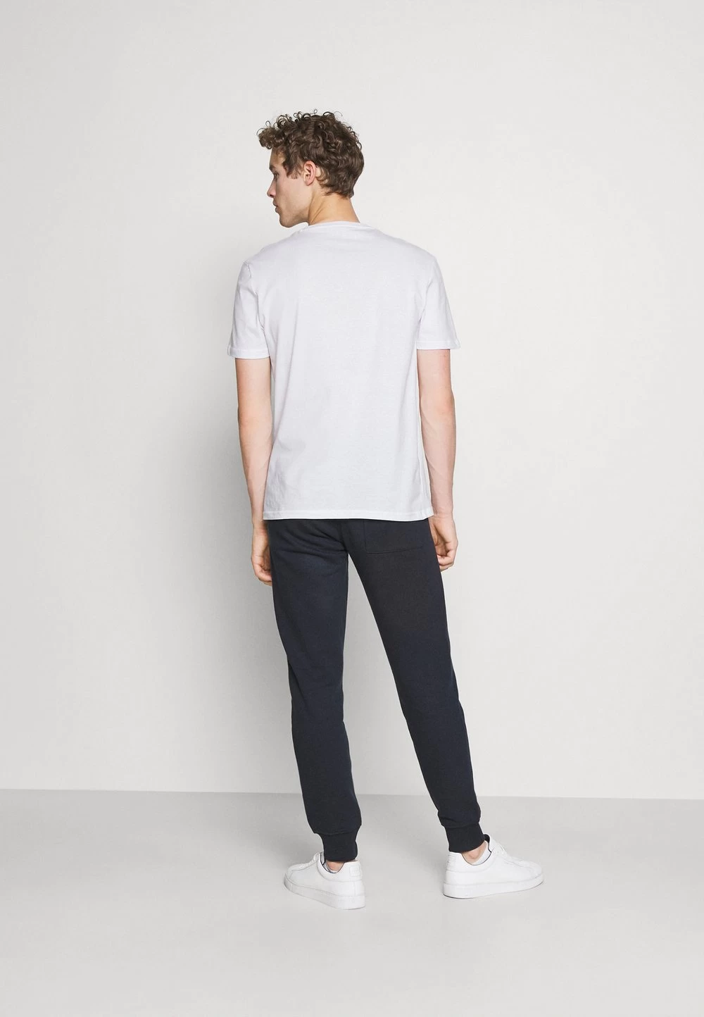 Prix Bradés Pier One T-shirt Imprimé T-shirts Col Rond Homme 3 Prix Bradés Pier One T-shirt Imprimé T-shirts Col Rond Homme – Image 3