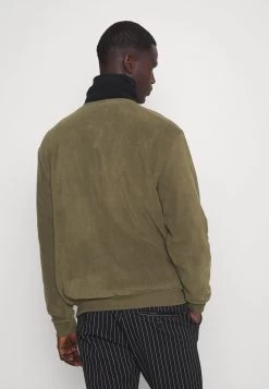 Pier One Prix Distinctifs Veste Polaire Pulls & Gilets Col Officier Homme -Pier One c23a818e12d64f109d2e42ac34c2edcc