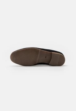 Pier One Mocassins Prix Préférentiel Mocassins Et Loafers Rond Homme -Pier One c4daf54f06444ae899d5fbaeffae570a
