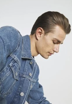 Pier One Prix Incroyables T-shirt Imprimé T-shirts Col Rond Homme -Pier One c4f2296e0d444f2f9894bf8a19a7d08e