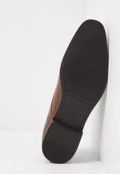 Prix Bradés Pier One Derbies & Richelieus Derbies Et Richelieus Carré Homme -Pier One c64c62fc519144dfb2cfc860b6e704f8