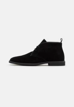 Pier One Chaussures à Lacets Discount En Ligne Derbies, Richelieus & Chaussures Bateau Rond Homme -Pier One c698ce2b23ac4db9b0c4a98fa9aabd58