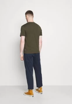 Pier One 2 PACK – T-shirt Imprimé Prix Réduit T-shirts Col Rond Homme 10 Pier One 2 PACK – T-shirt Imprimé Prix Réduit T-shirts Col Rond Homme -Pier One cb3b09bf124a4a879b2bfc2f86382da6