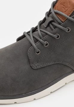 Pier One Baskets Montantes Discount En Ligne Baskets & Sneakers Rond Homme -Pier One cc1d152c3aa14c47ba9c92daa8ac8239