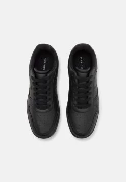 Prix Dynamité Pier One Baskets Basses Baskets & Sneakers Rond Homme -Pier One cc4cdbe3e6b94d9da72a1398389bf775