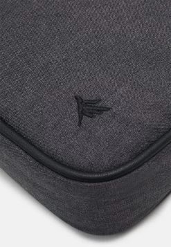 Pier One Meilleure Qualité Sac Bandoulière Sacs Compartiment Pour Téléphone Portable Homme -Pier One d5500ab1f32a4315ac22fe8ea521ff9e