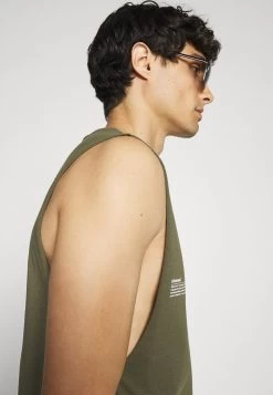 Pier One 3 PACK – Débardeur Prix De Lancement T-shirts Col Rond Homme -Pier One d81265773c16407cae6b2ee7c896be06