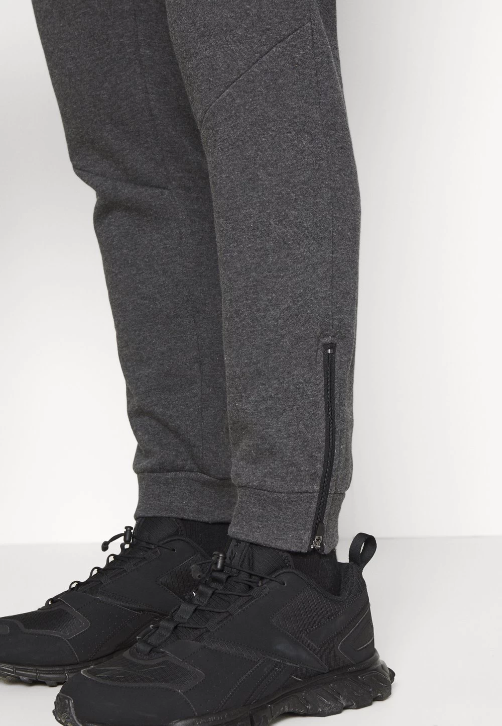 Pier One Bas Prix Pantalon De Survêtement Pantalons Normale Homme 4 Pier One Bas Prix Pantalon De Survêtement Pantalons Normale Homme – Image 4