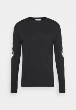 Pier One Prix Gelé T-shirt à Manches Longues T-shirts Col Rond Homme -Pier One d9445a7c574e42cc8390f760a8db03ba