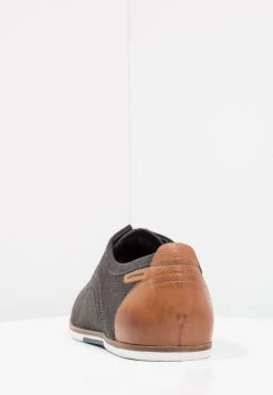 Pier One Chaussures à Lacets Prix Sacrifiés Derbies Et Richelieus Rond Homme -Pier One dce0eb06a4e34e1d9b4e97f4df7621c1