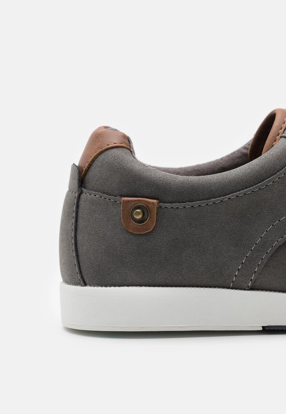 Pier One Chaussures à Lacets Bas Prix Derbies, Richelieus & Chaussures Bateau Rond Homme 6 Pier One Chaussures à Lacets Bas Prix Derbies, Richelieus & Chaussures Bateau Rond Homme – Image 6