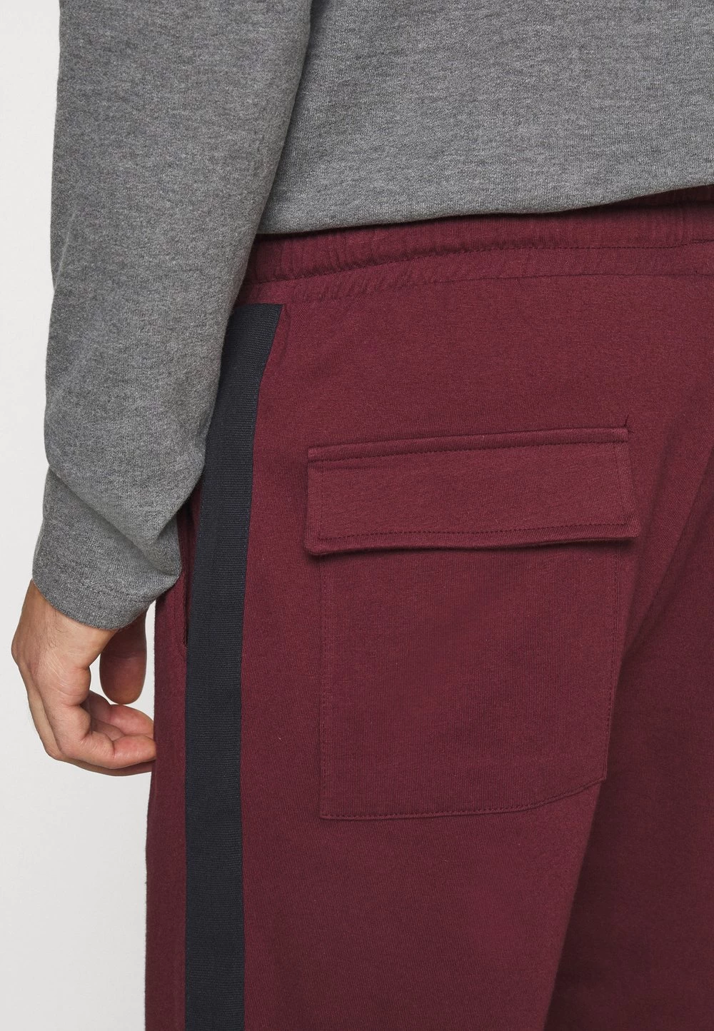 Pier One LOUNGE STRIPED SHORTS – Bas De Pyjama Prix D’Amis Pyjamas Normale Homme 6 Pier One LOUNGE STRIPED SHORTS – Bas De Pyjama Prix D’Amis Pyjamas Normale Homme – Image 6