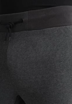 Prix Dynamité Pier One Pantalon De Survêtement Pantalons Normale Homme 11 Prix Dynamité Pier One Pantalon De Survêtement Pantalons Normale Homme -Pier One e1e35522afbd424296d37d965a7827c3