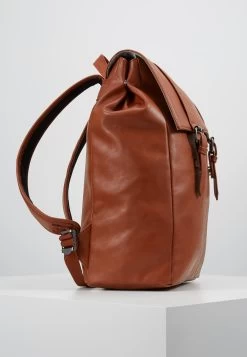 Discount En Ligne Pier One UNISEX – Sac à Dos Sacs Fermoir Aimanté 12 Discount En Ligne Pier One UNISEX – Sac à Dos Sacs Fermoir Aimanté -Pier One e291e7e2093041eba050765f51afcf76