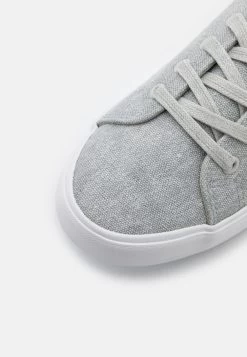 Pier One UNISEX – Baskets Basses Prix Affortable Baskets & Sneakers Rond -Pier One e2a39add31d6492d9383fa5ba5c1fc6f