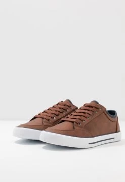 Pier One Baskets Basses Qualité Excellente Baskets & Sneakers Rond Homme -Pier One e39d4a593f9c4ccf8cb7caf772d4c679