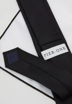 Prix Légers Pier One SET – Mouchoir De Poche Pochettes De Costume Couleur Unie Homme -Pier One e4a01fbba06e4c198fc3346ae324ab26