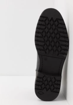 Vendre Pier One Bottines Boots Et Bottes Rond Homme -Pier One e7002c474f3f4301b41116e19e827fb1