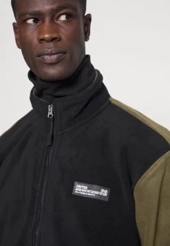 Pier One Prix Distinctifs Veste Polaire Pulls & Gilets Col Officier Homme -Pier One e7eb3b16a49c4d3b9a8af98dc8007f3d