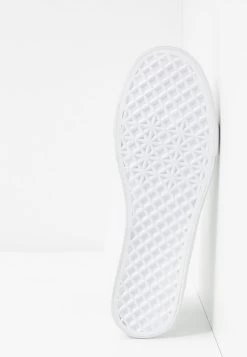 Pier One UNISEX – Baskets Basses Faible Prix Sneakers Rond -Pier One f00d610d7f414f1dafb367fbae3fa4b4