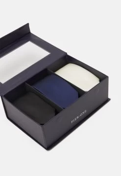 Pier One Qualité Garantie 3 PACK – Cravate Cravates Et Nœuds Papillon Couleur Unie Homme -Pier One f1bc89ae43724d6ba9db3ef038500b4d