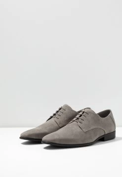 Prix Compétitif Pier One Derbies & Richelieus Chaussures De Ville Carré Homme -Pier One f650508ee4674f83beedcb3e7d3dc2fd