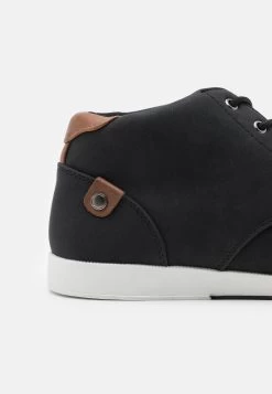 Pier One Bas Prix Baskets Basses Baskets & Sneakers Rond Homme -Pier One f8081cf554f24aa9ba5dce2f97a56259