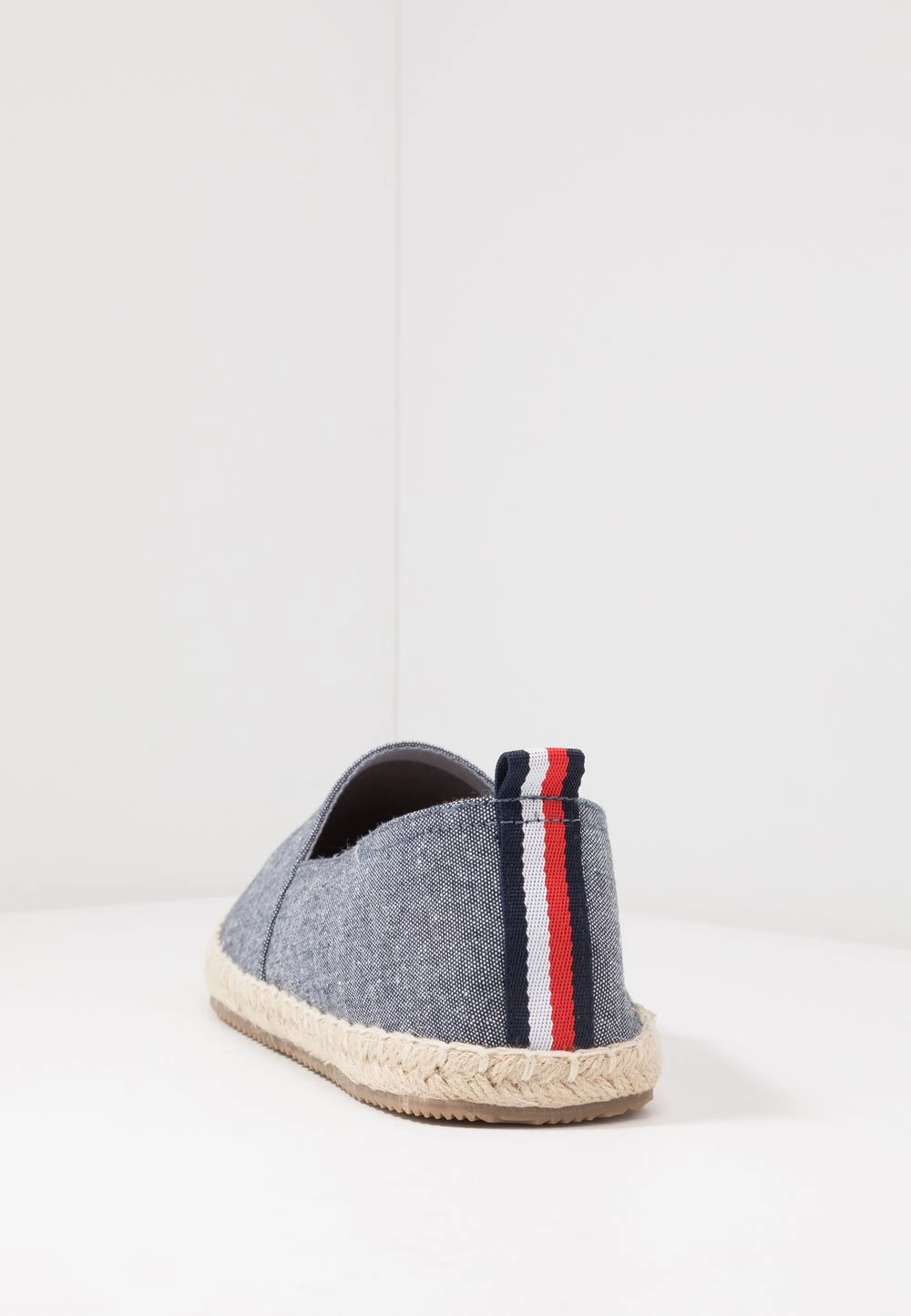 Pier One 50% Off De Vente UNISEX – Espadrilles Chaussures Basses Rond 4 Pier One 50% Off De Vente UNISEX – Espadrilles Chaussures Basses Rond – Image 4