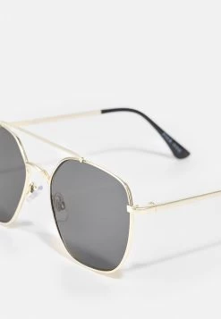 Pier One Lunettes De Soleil Prix Jamais Vus Aviateur Homme -Pier One faedfd16dd364b14946fbbbd1fa735ea