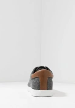 Qualité Garantie 100% Pier One Baskets Basses Sneakers Rond Homme -Pier One fe3d810b8d1a4128ad9bcddafac4e7b0